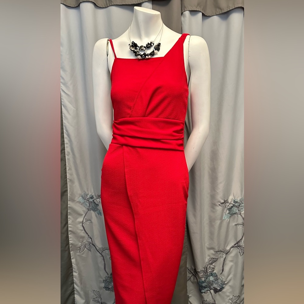 👗Boohoo - Asymmetric Bust Midi Dress, size 8